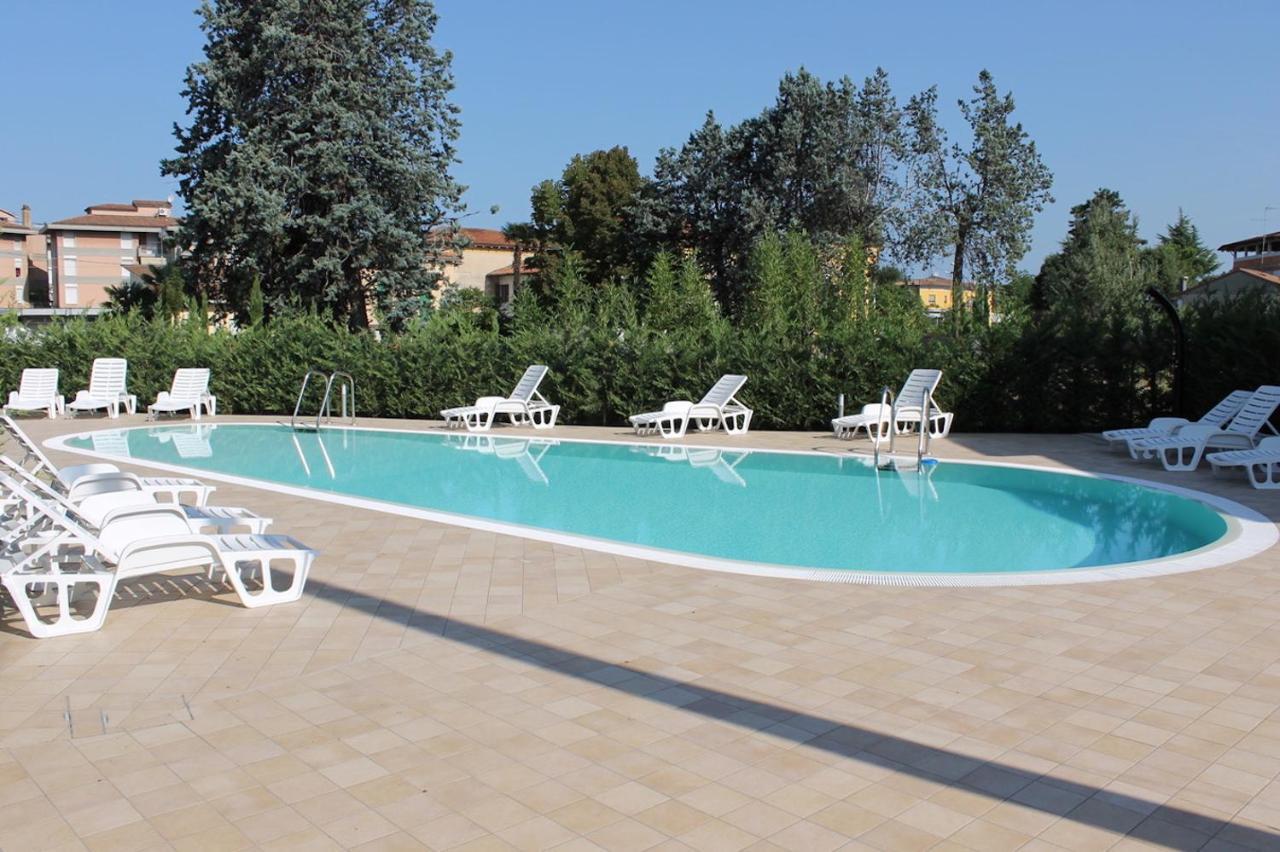 Casa Di Chiara Lägenhet Peschiera del Garda Exteriör bild